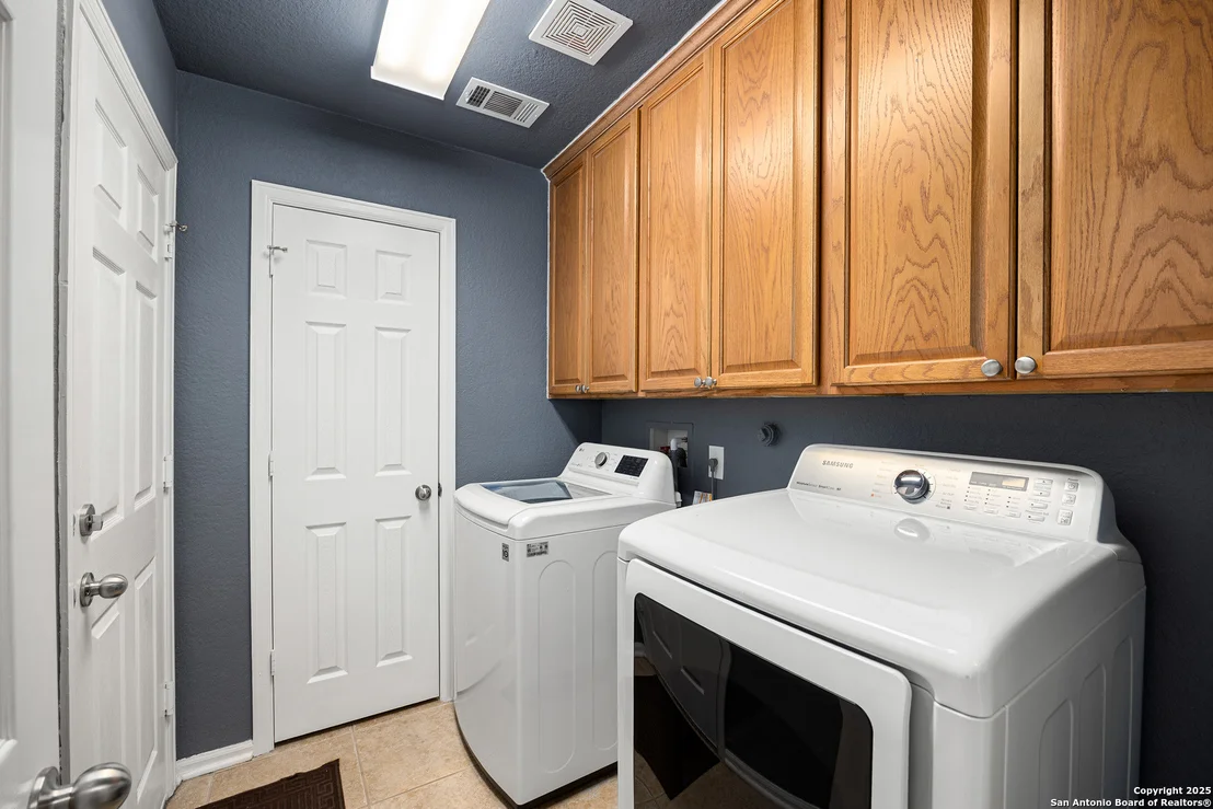 Photo of 22015 Dolomite