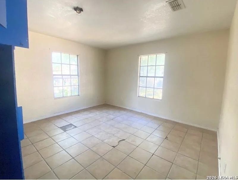 Photo of 402 RAMON ST