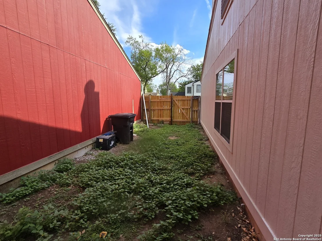 Photo of 9827 Valley Cabin