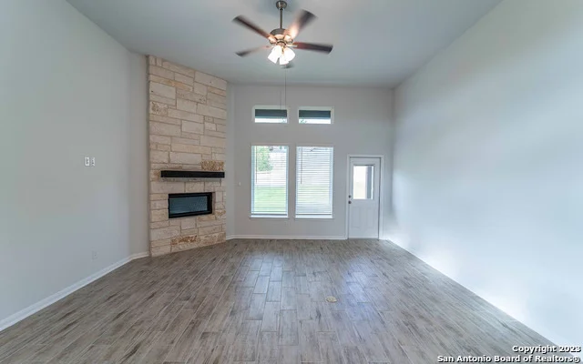 Photo of 4877 Knox View