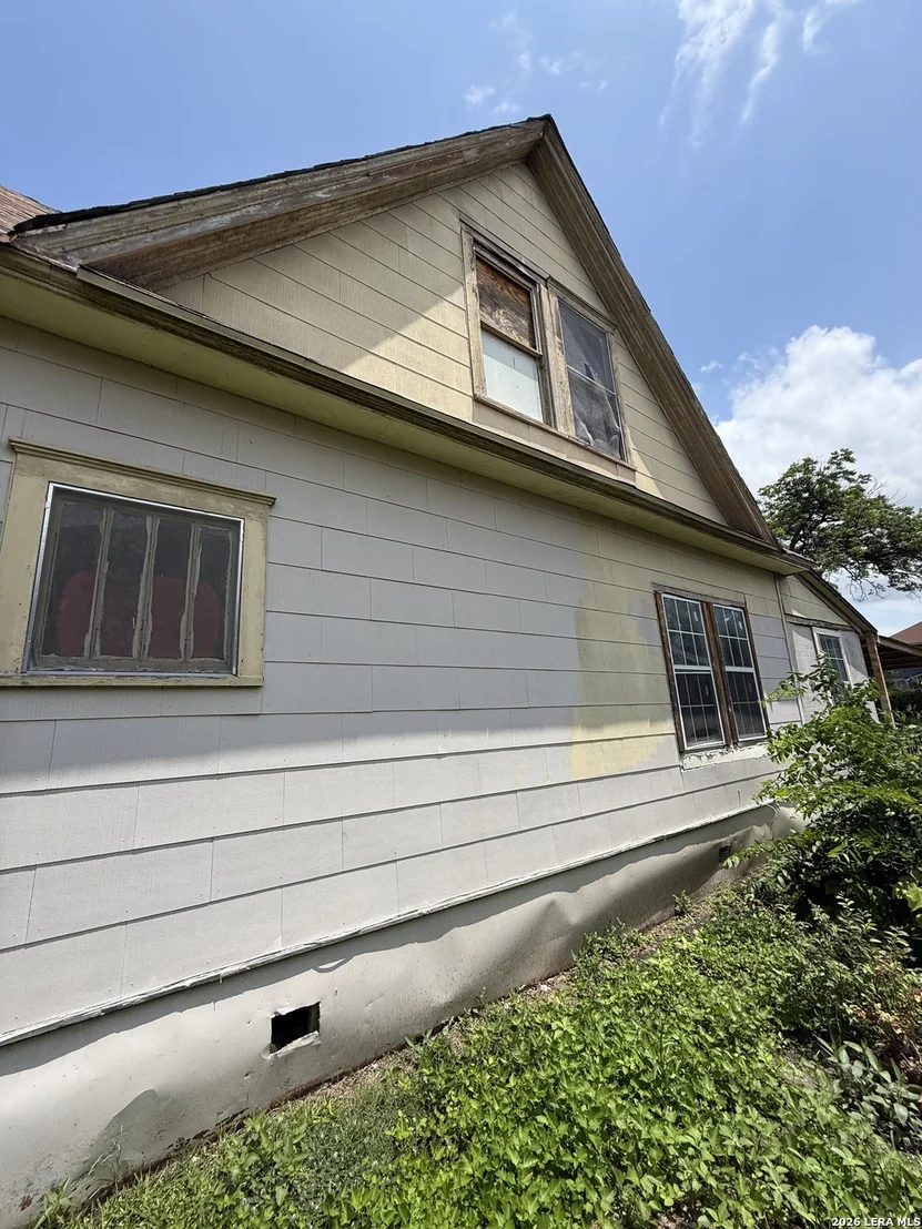 Photo of 210 Chicago Blvd