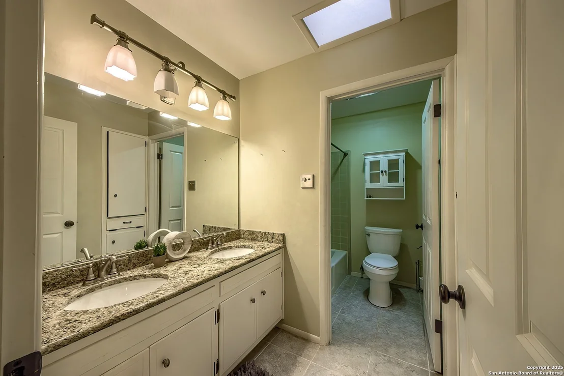 Photo of 106 Avenida Del Sol