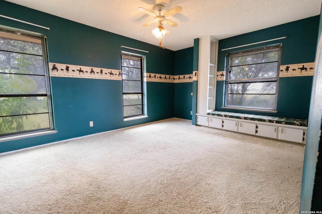 Photo of 4118 Coughran Rd