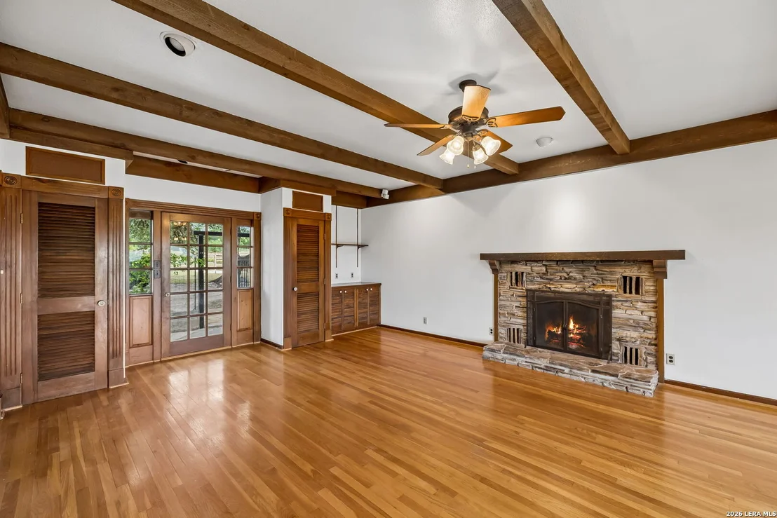 Photo of 48 Holiday Rd