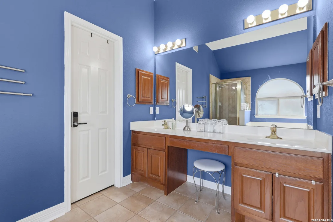 Photo of 15607 Mission Crst