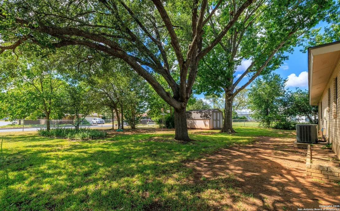 Photo of 101 Broadmoor