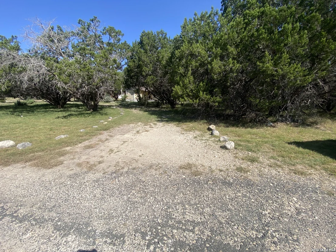 Photo of 39 JIM DALRYMPLE DR