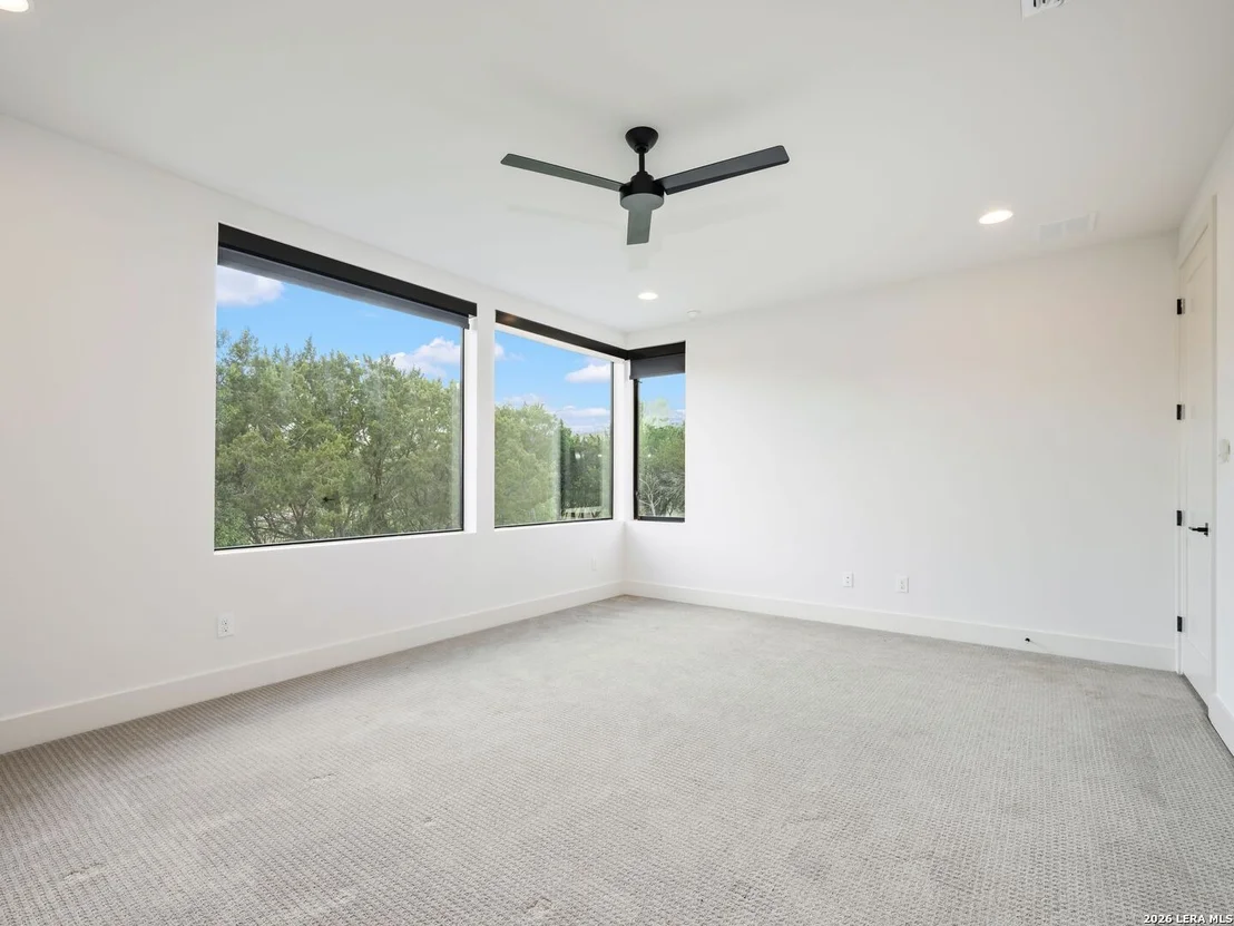 Photo of 211 Wellesley Hill