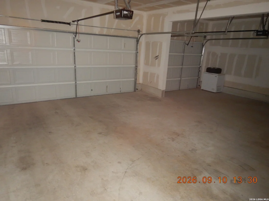 Photo of 818 Golden Shore