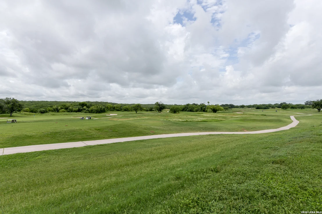 Photo of 469 MIDDLE GREEN LOOP
