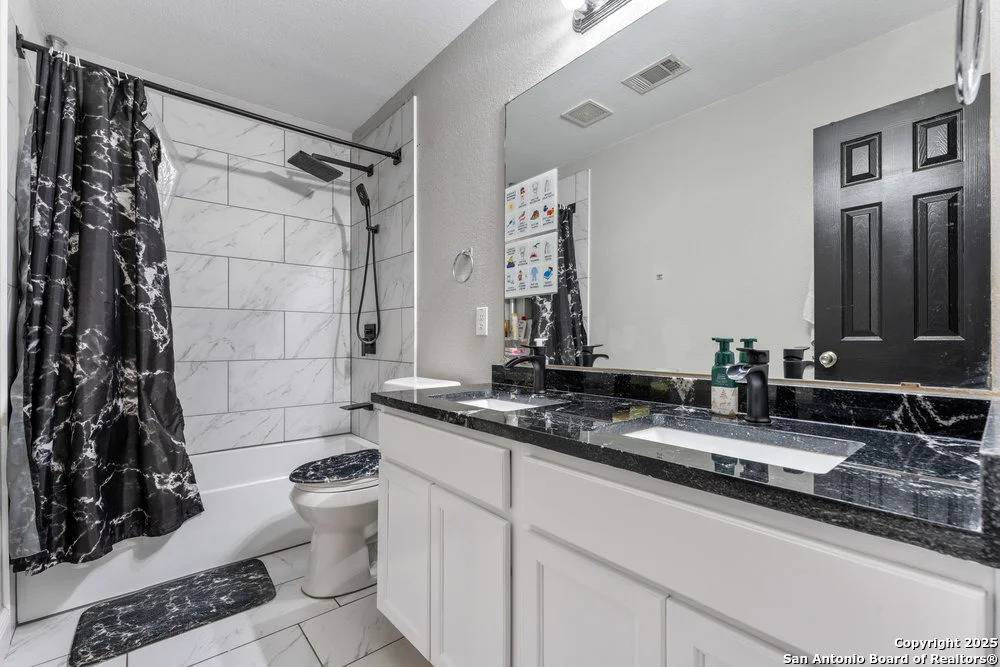 Photo of 2206 Dewey Pt