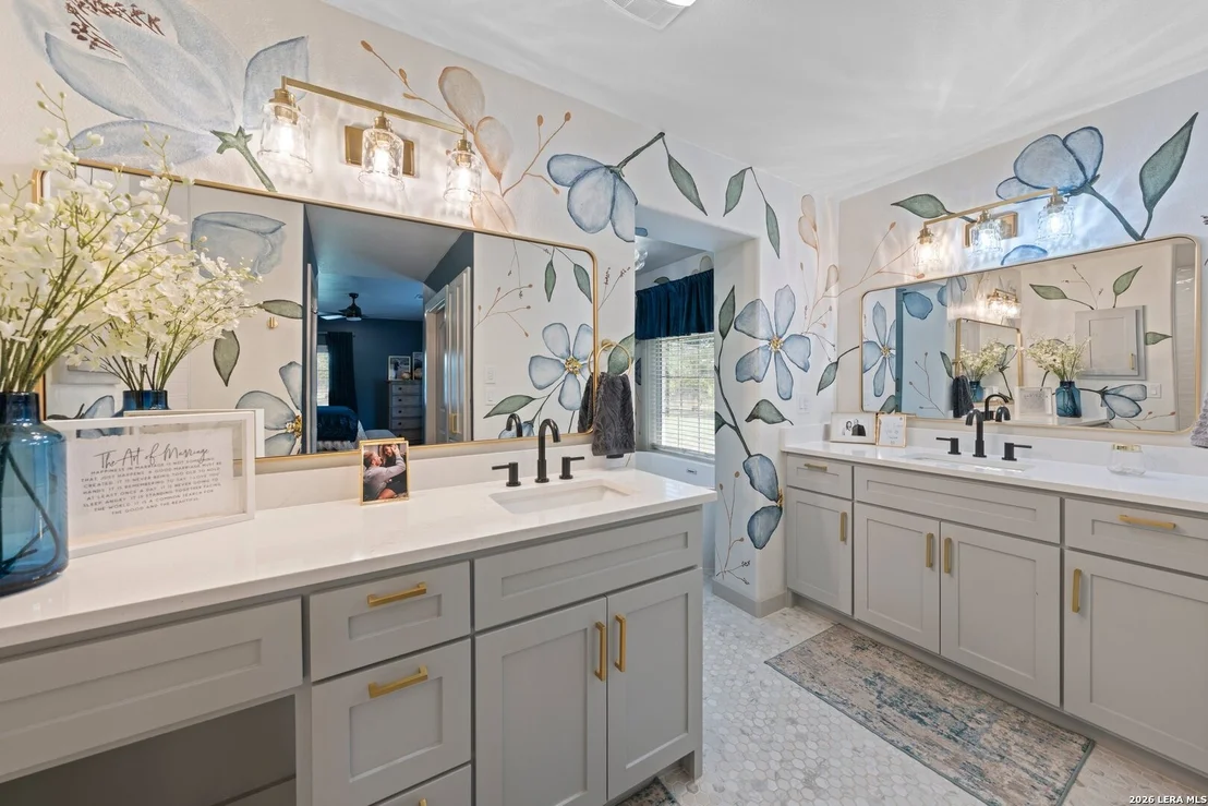 Photo of 411 Emerald Loop