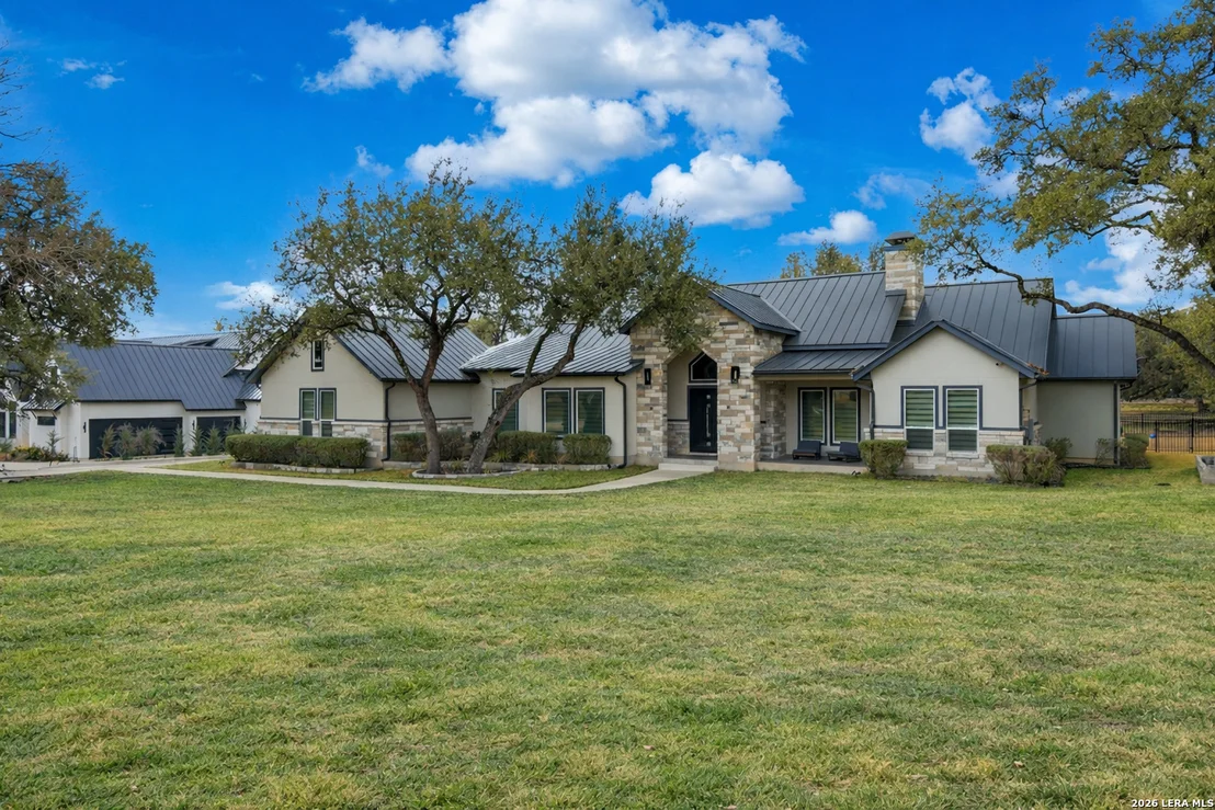 Photo of 424 Arthur Ct