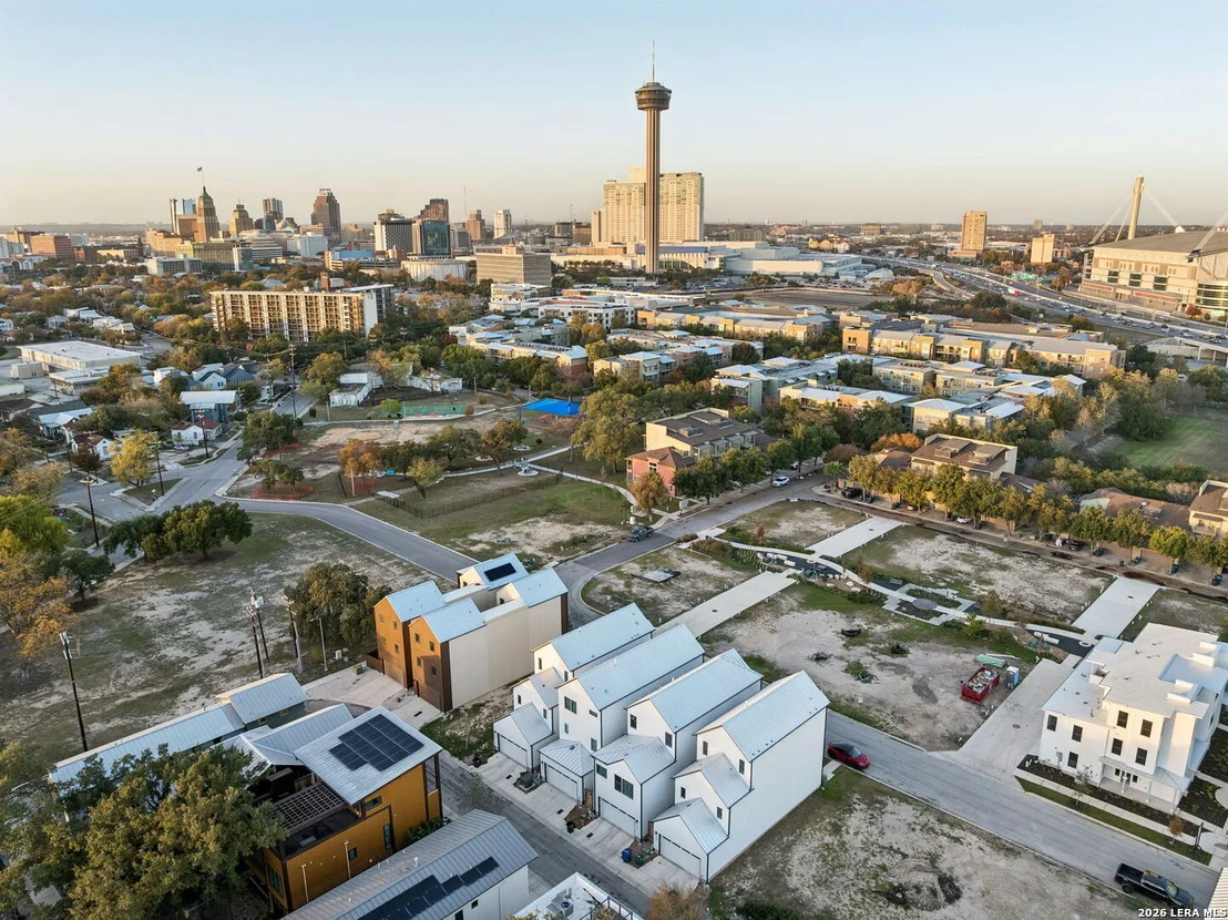 Photo of 502 McMonigal
