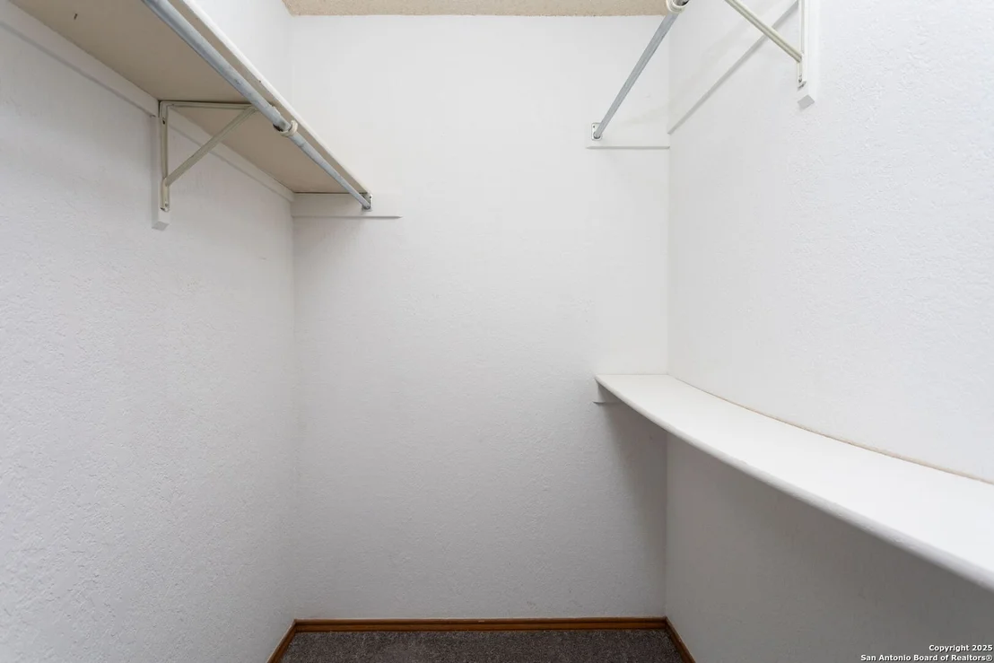 Photo of 8633 Datapoint