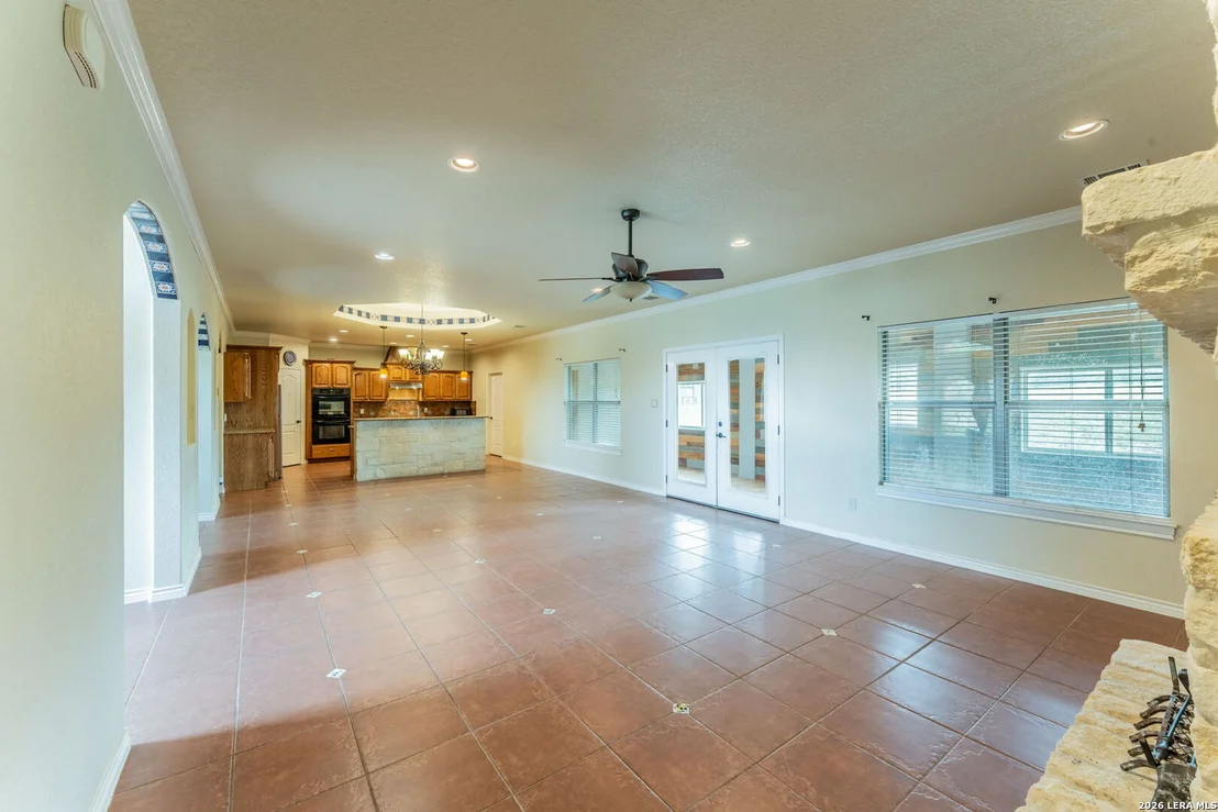 Photo of 810 MOCKINGBIRD LN