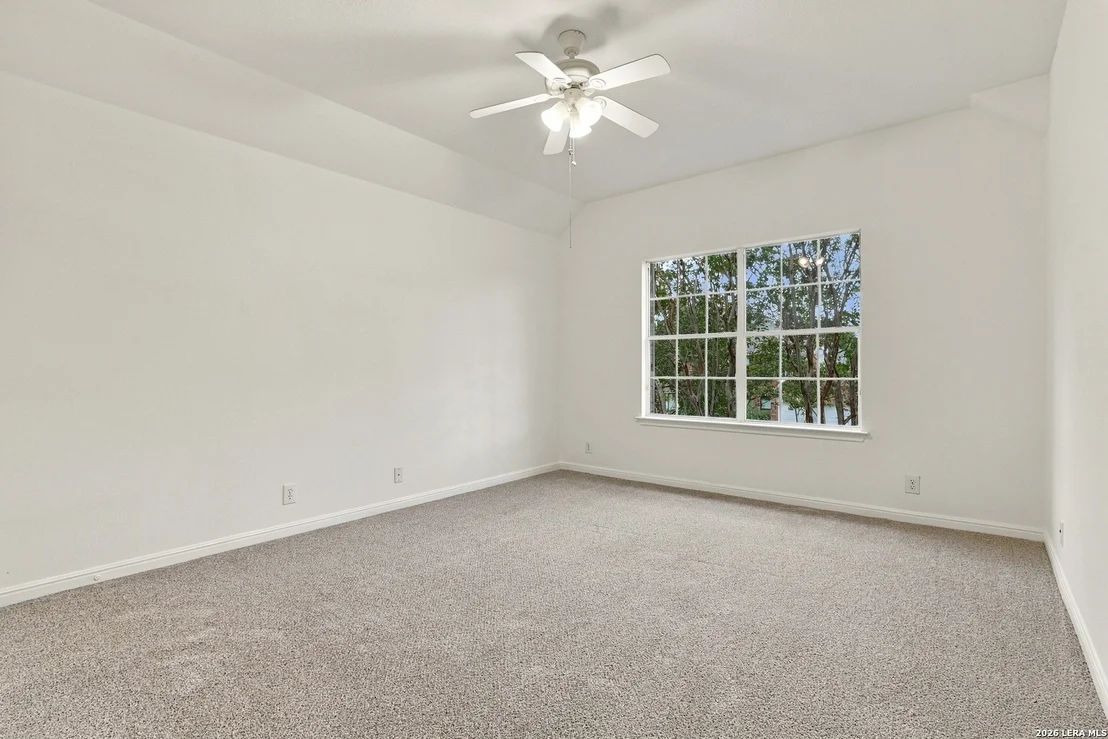 Photo of 18619 Rogers Pl