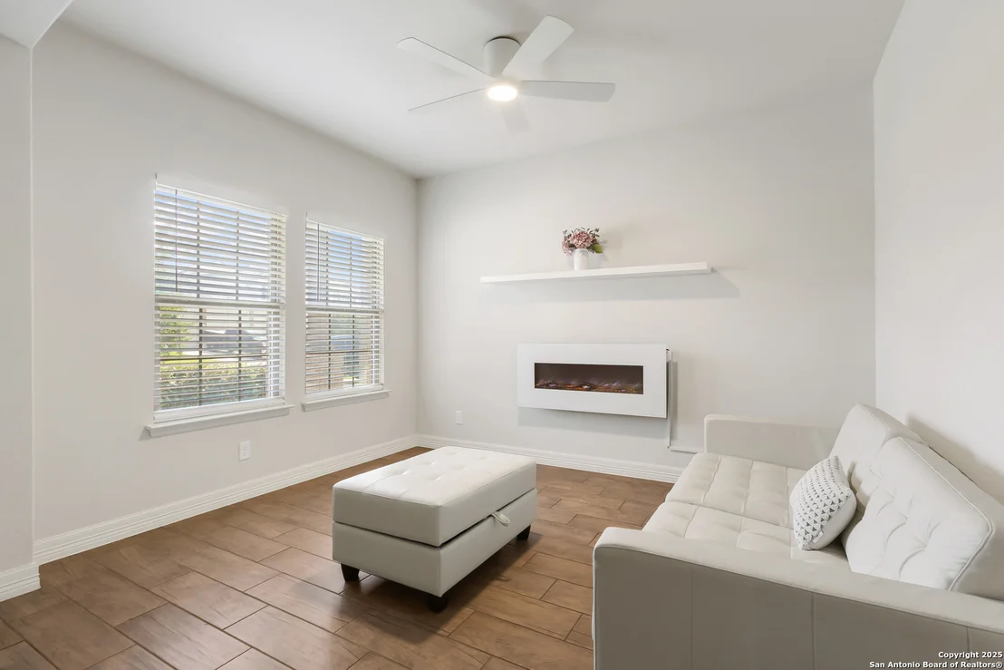 Photo of 10650 Jasmine Bluff
