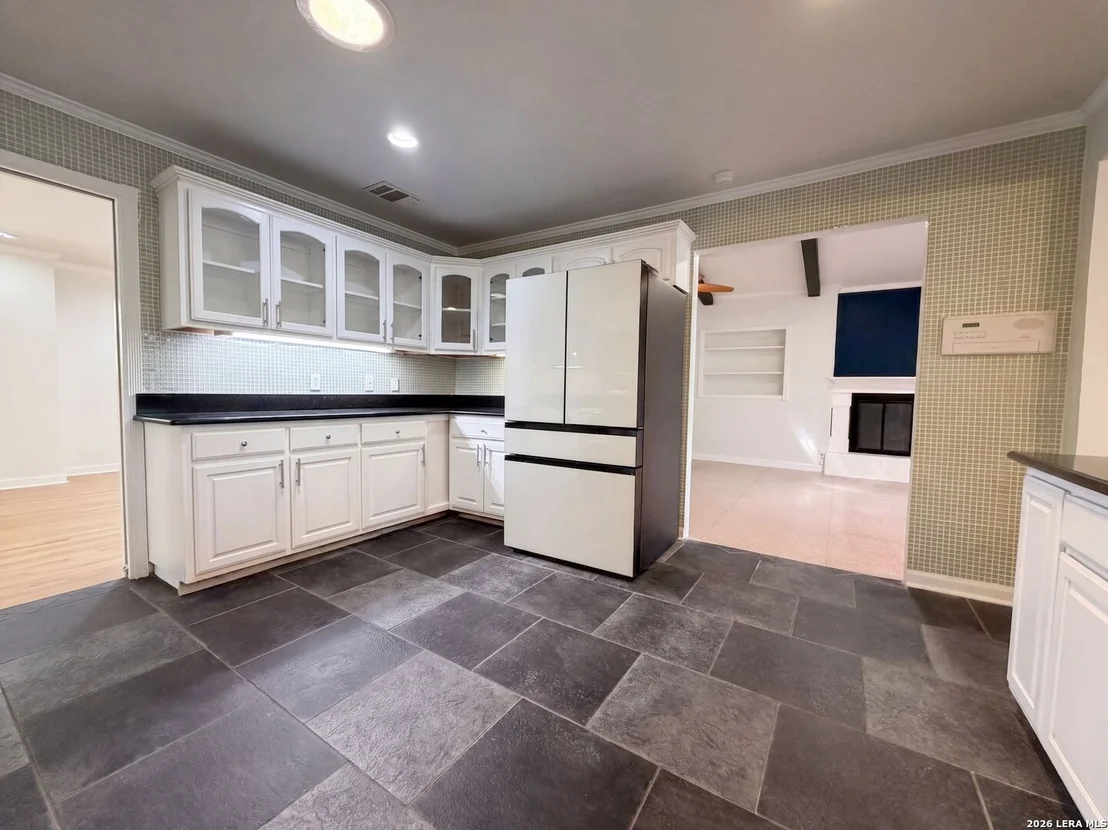 Photo of 106 BRIARCLIFF DR
