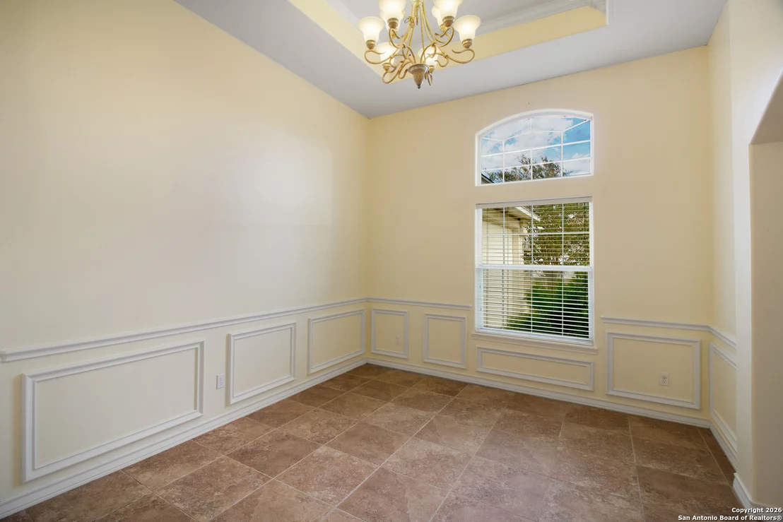 Photo of 6825 Old Square