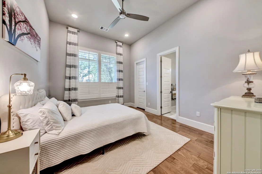 Photo of 4016 Abasolo