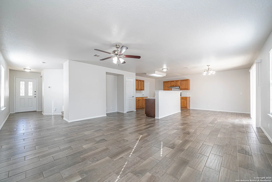 Photo of 7702 Hedrick Farm