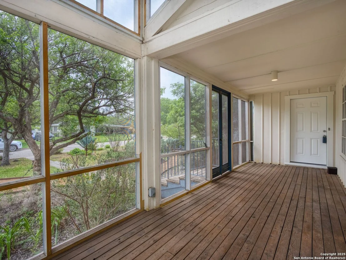 Photo of 329 Irvington