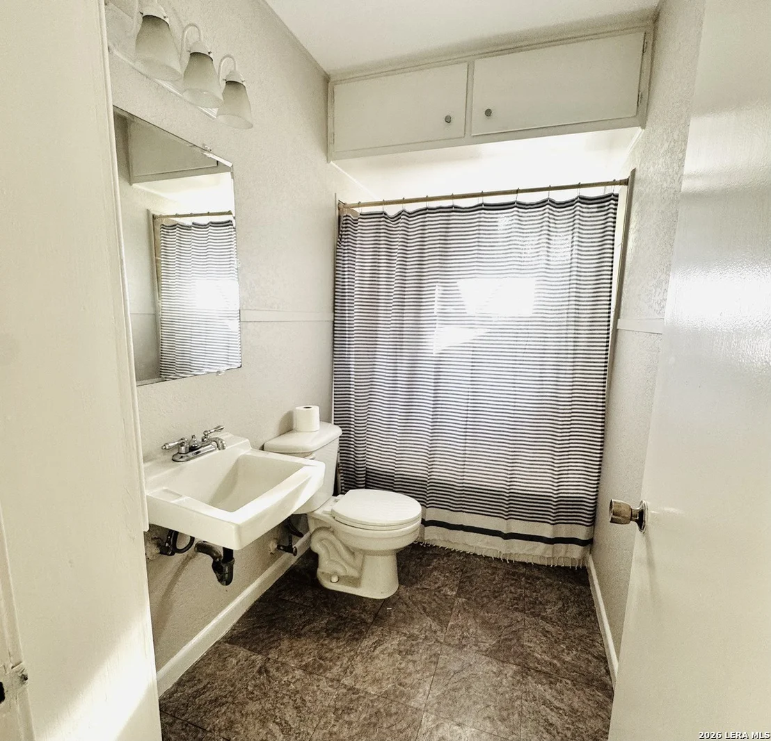 Photo of 841 Laurel St