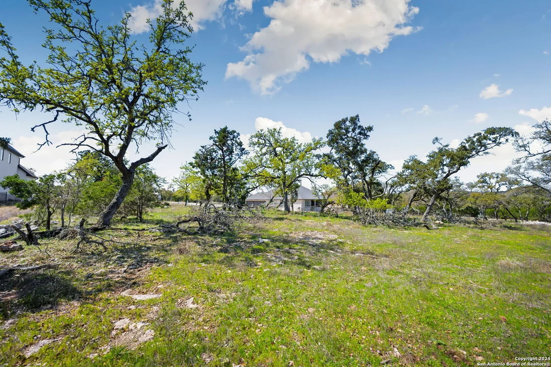 Photo of 1275 SMOKY LOOP RD