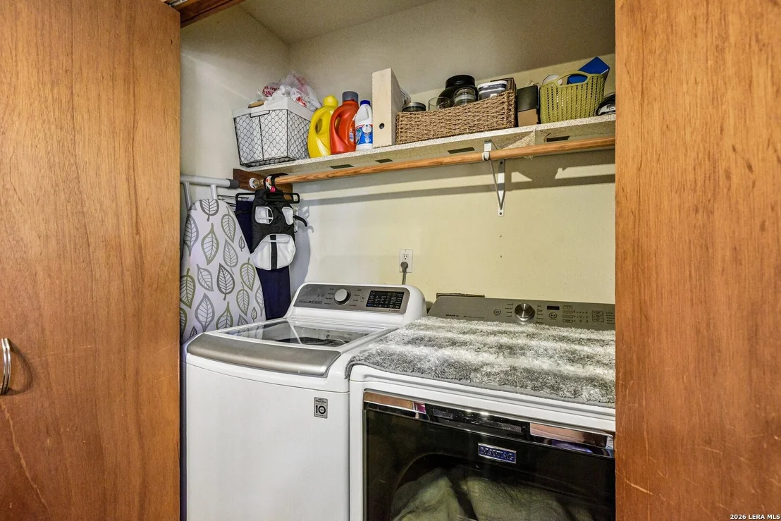 Photo of 15519 Long Creek