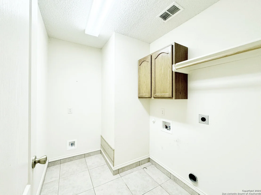 Photo of 223 BUNKER HL