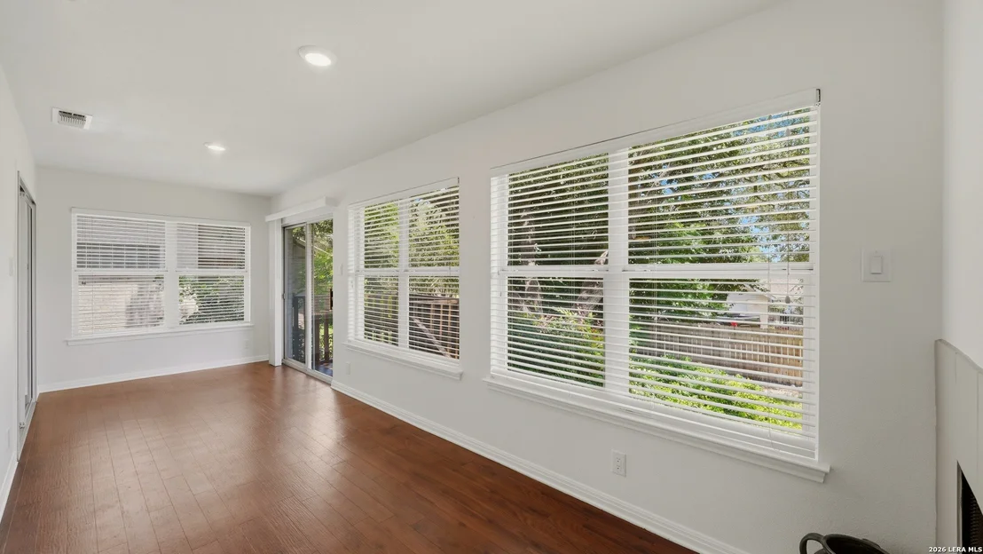 Photo of 208 BONNER BLVD