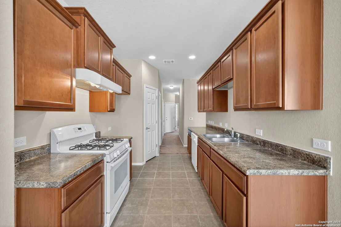 Photo of 3906 Adair Blf