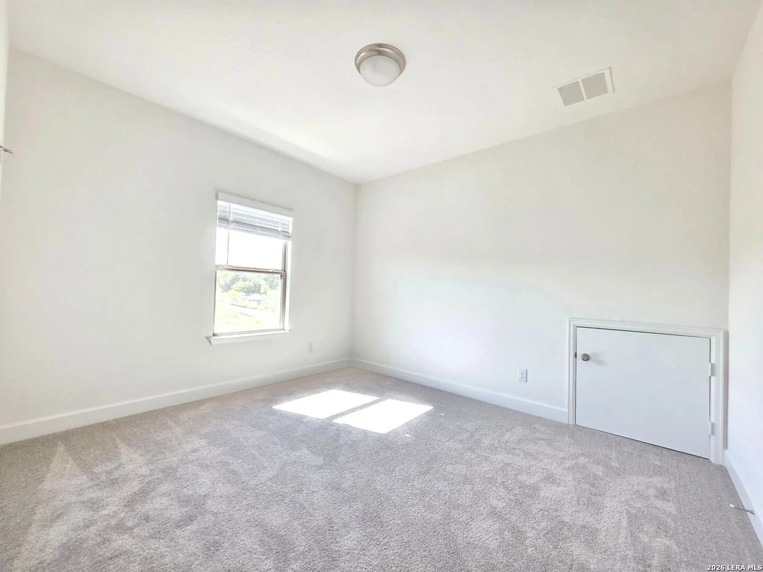 Photo of 113 Lukas Cove