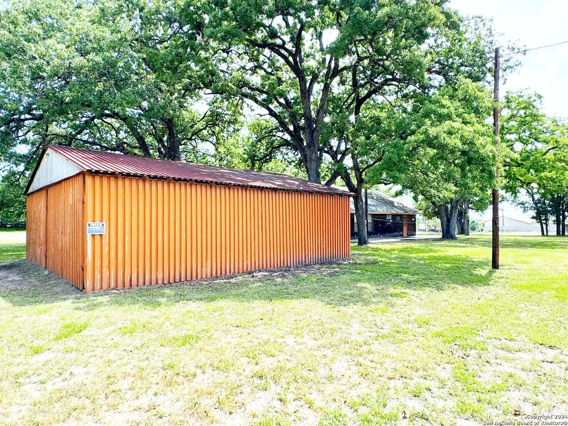 Photo of 102 McLendon