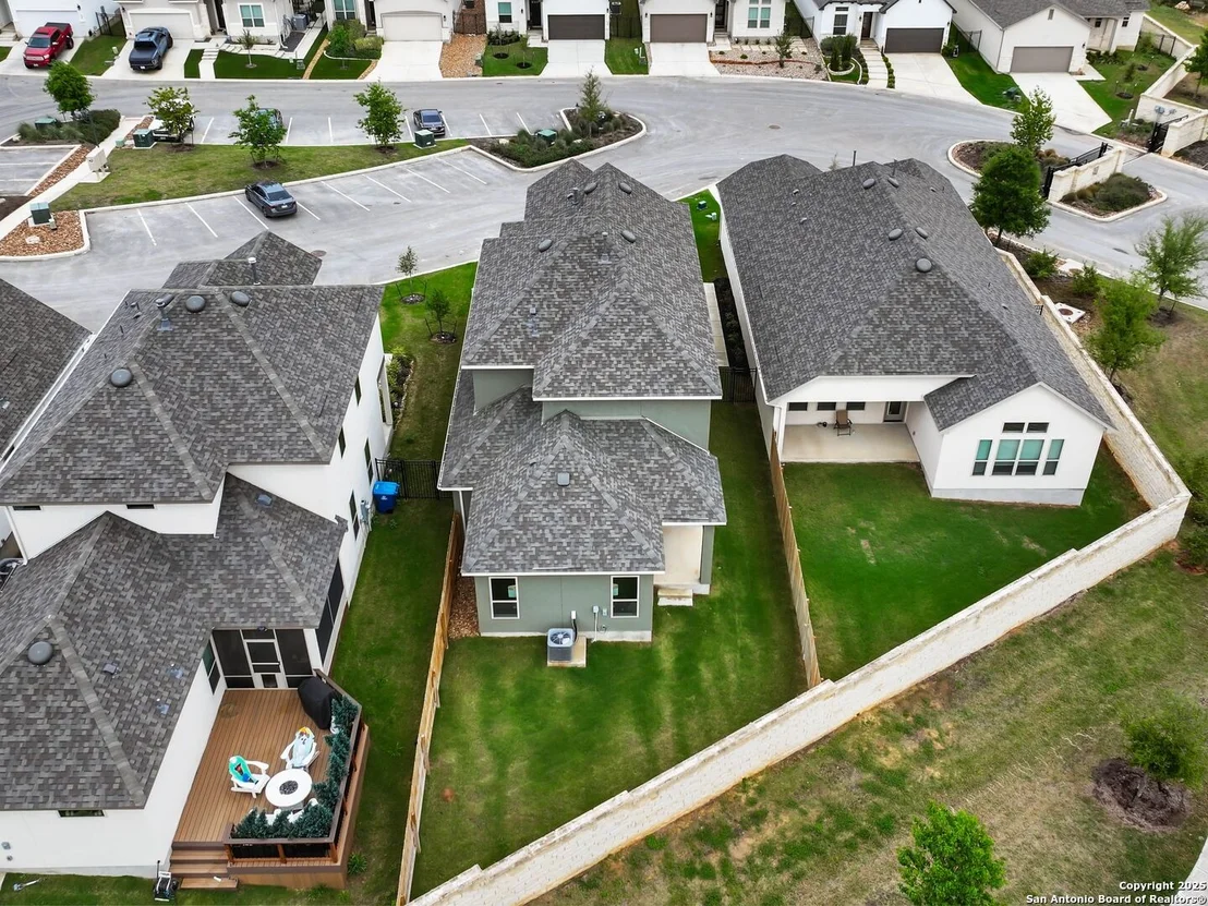Photo of 712 Pond Bluff