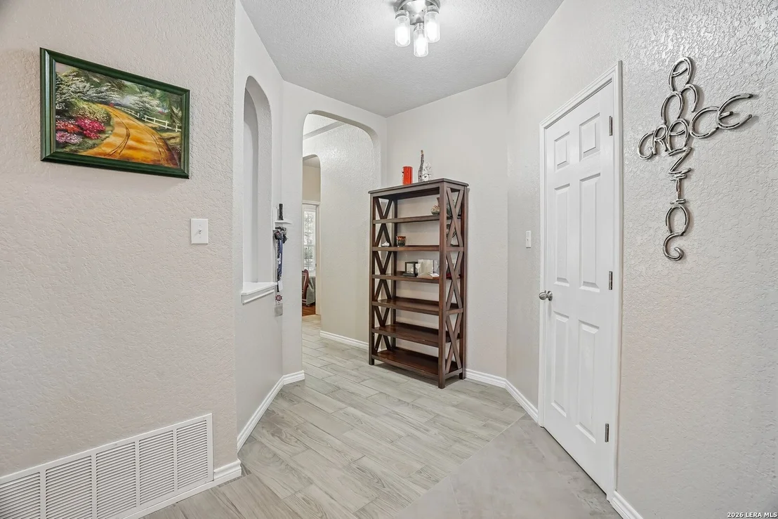 Photo of 10214 Sun Mill