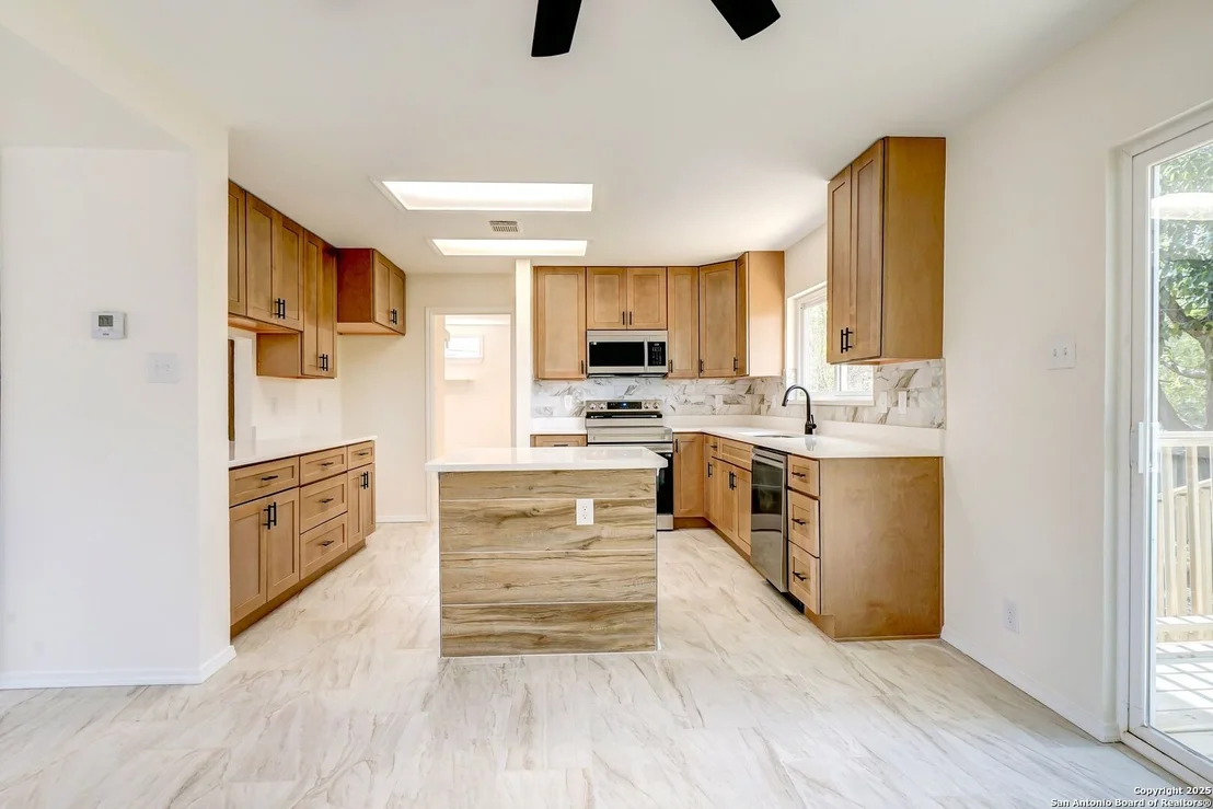 Photo of 14410 Longleaf Palm