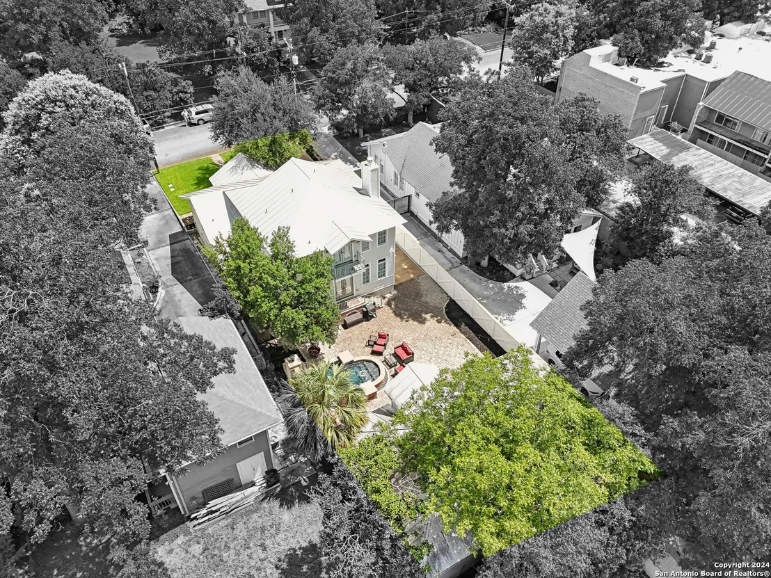 Photo of 124 ARGO AVE