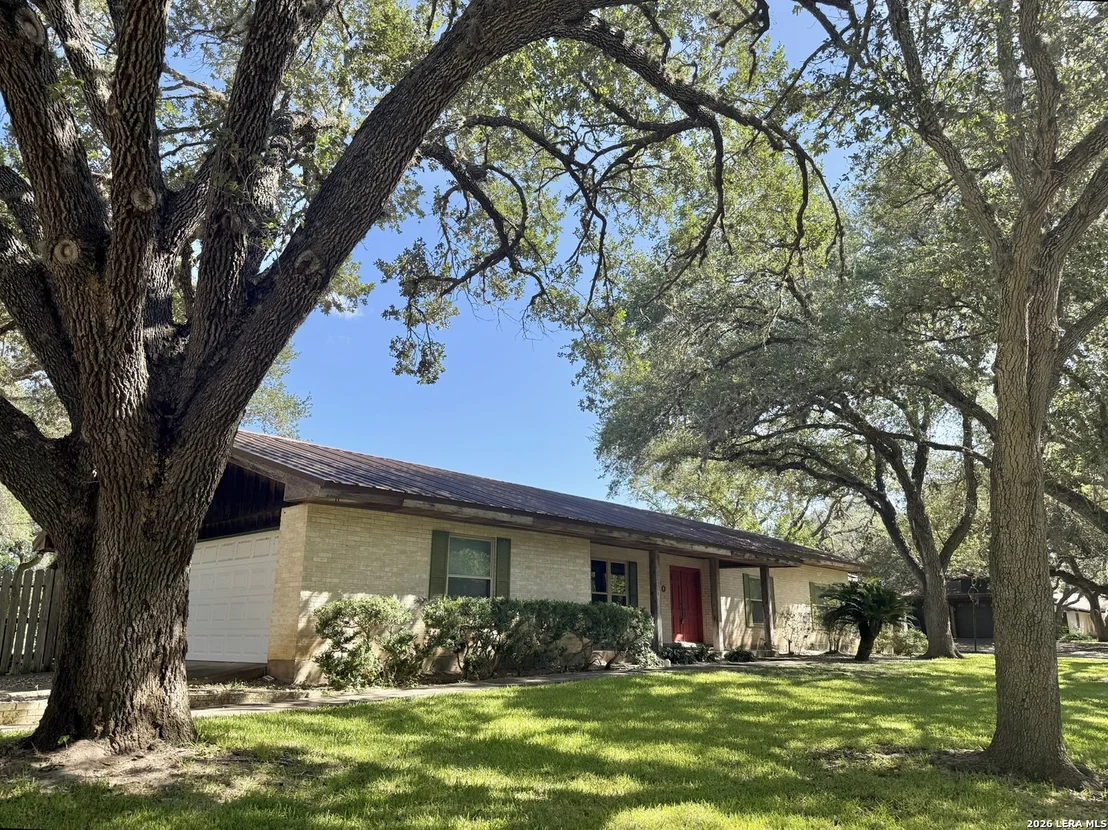 Photo of 40 Encino Loma