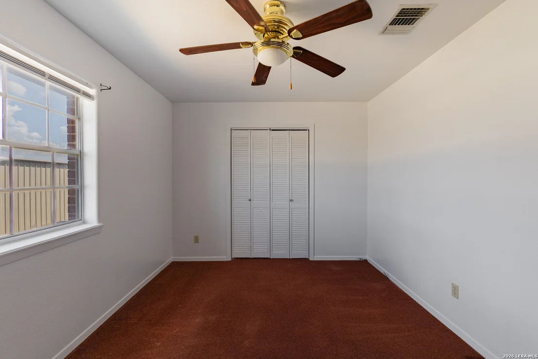Photo of 121 Falcon Blvd