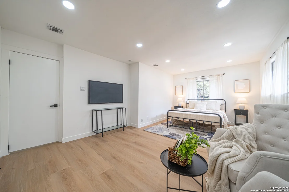 Photo of 3127 COLONY DR