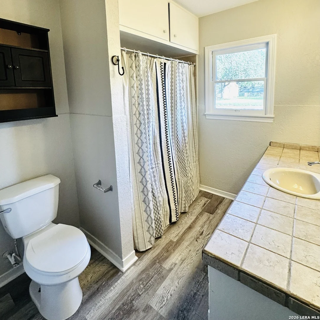 Photo of 841 Laurel St