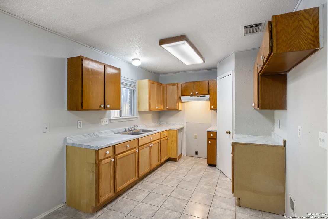 Photo of 7298 PINE BR