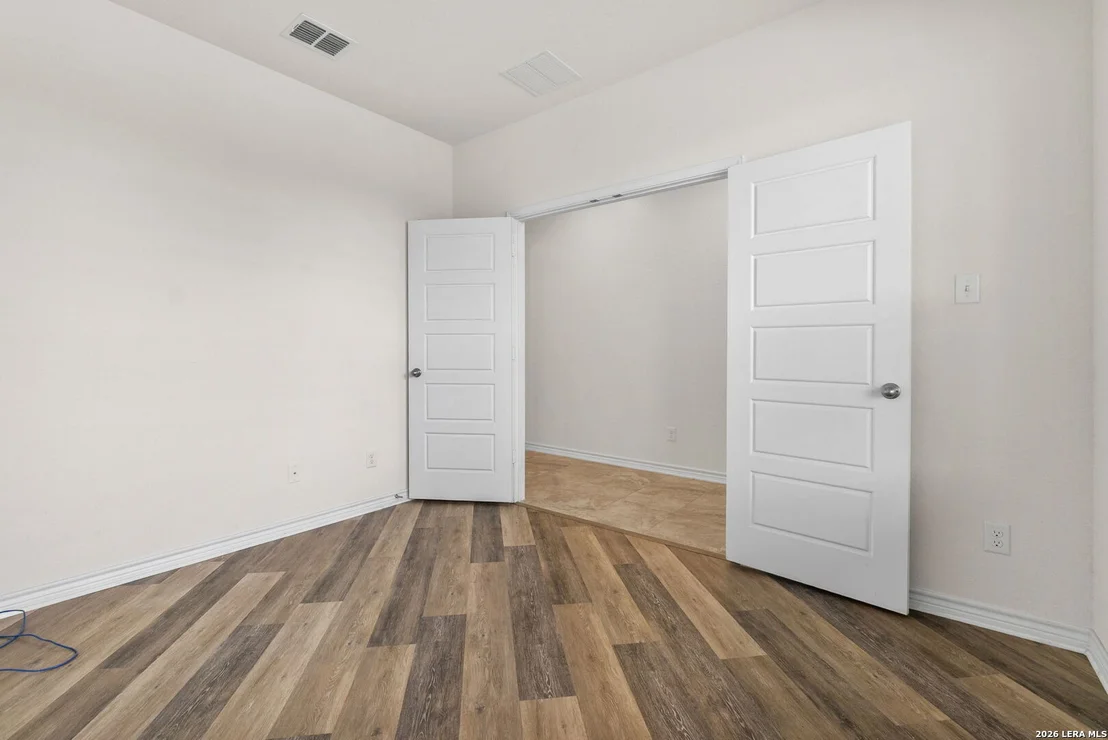 Photo of 3326 PUTNAM FLDS