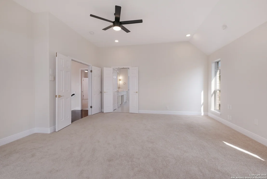 Photo of 726 Mello Oak