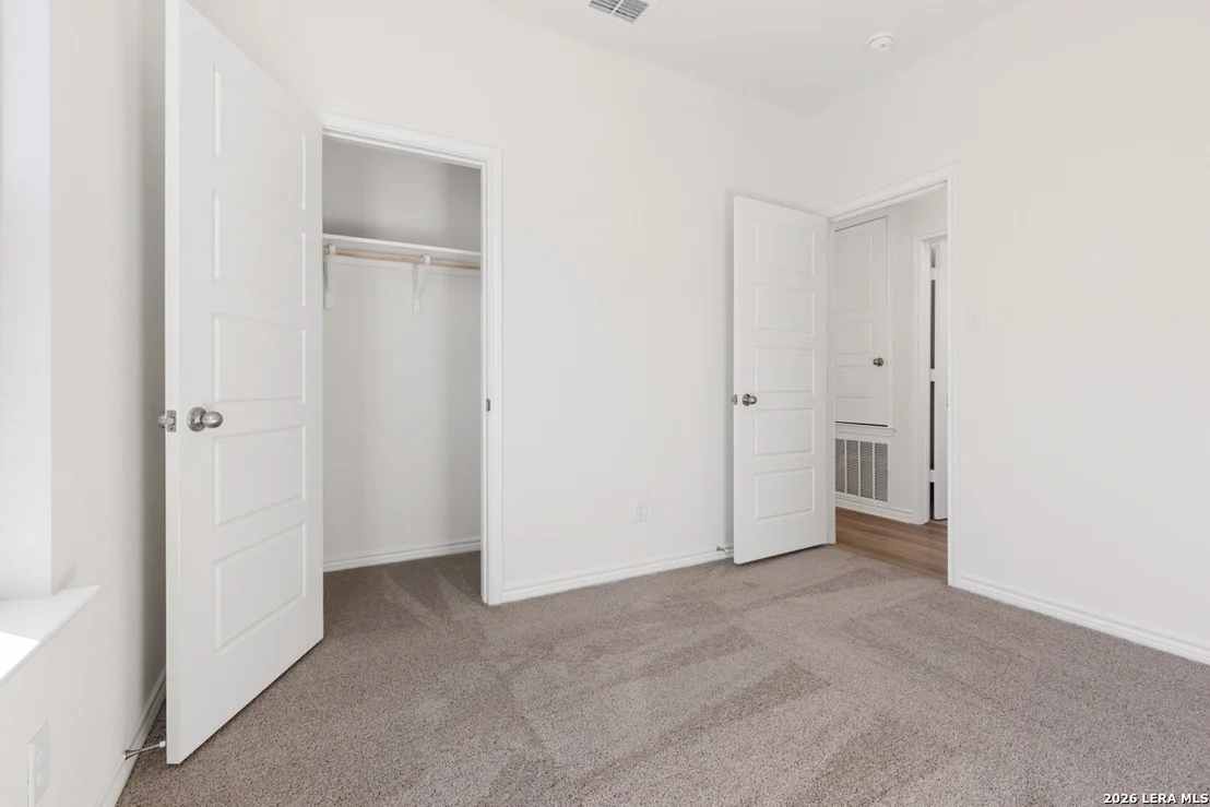 Photo of 10042 JAGGER AVENUE