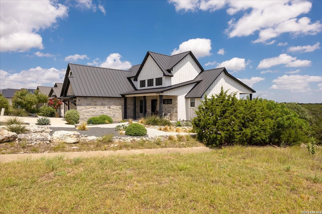 Photo of 540 HANNAH LN