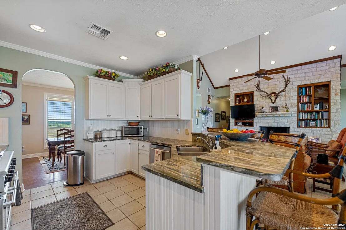 Photo of 6402 County Road 345