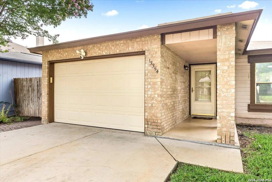 Photo of 13354 Greenstone